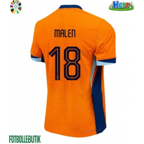 Nederländerna Donyell Malen #18 Hemmatröja EM 2024 Kortärmad